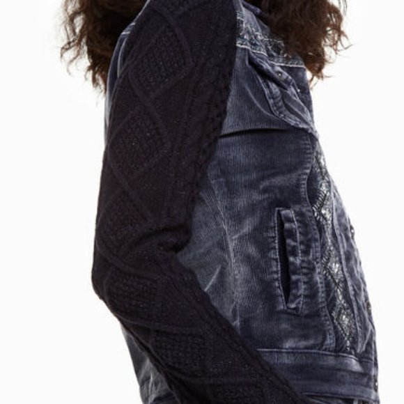 Desigual Blue and Black Denim Jacket - Picture 6 of 9